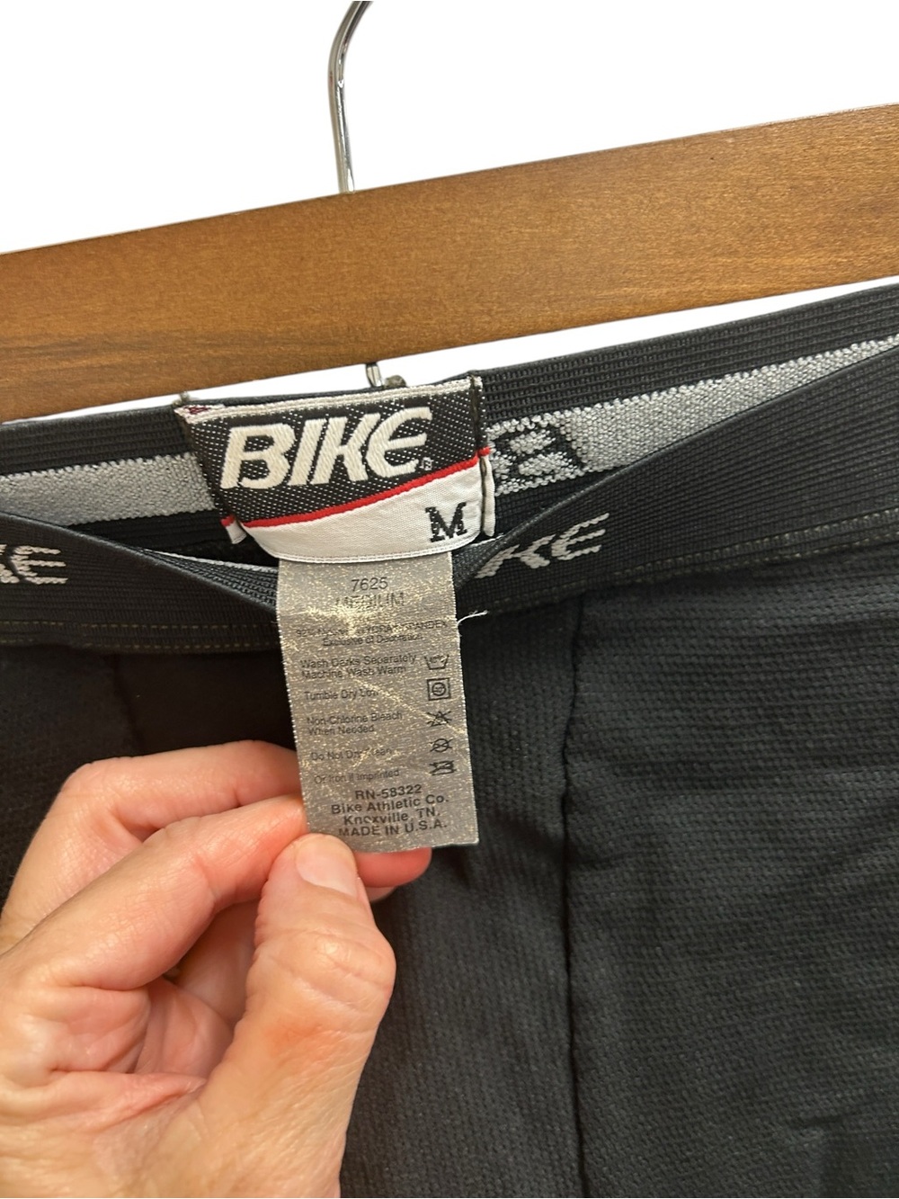 BIKE Compression Shorts Mens Medium Black Athletic Base Layer Performance USA - Picture 2 of 5
